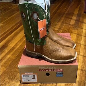 Twisted X Men's Rustic Brown and Forest Green Boots